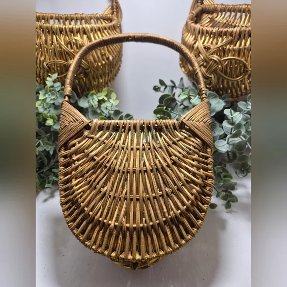 Gold Painted Wicker Wall Hanging Baskets - Picture 2 of 6